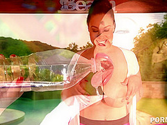 Voluptuous Outdoor Masturbation - Milf Shakes Massive Titties - PornWorld