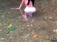 Me Cogo A Mi Hermanastro Por 50 Do Res En La Selva