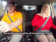 Curvy mature lady in stockings public fucked in car outdoor