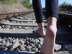 Free Premium Video Barefoot Walking And Dirty Feet On Rails (long Toes Bare Feet Foot Tease Sexy Feet Public Feet)