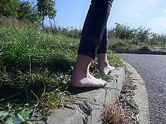 Free Premium Video Barefoot Walking And Dirty Feet On Rails (long Toes Bare Feet Foot Tease Sexy Feet Public Feet)