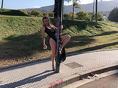 Cute Blonde Teen Outdoor Gleecute
