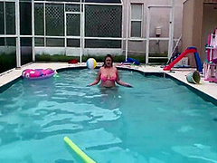 Gorgeous Tina Maid La Paisa Cleans The Pool And Sucks Dick! Caught By Neighbor 8 Min