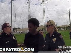 Maggie Green And Joslyn Jane - Suspect With Attitude Fucking Da Police Outdoors On A Roof 10 Min