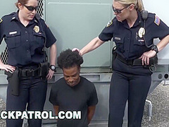 Maggie Green And Joslyn Jane - Suspect With Attitude Fucking Da Police Outdoors On A Roof 10 Min