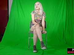 Public deepthroating slut shows public nudity outdoor