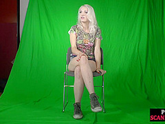 Public deepthroating slut shows public nudity outdoor