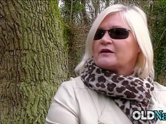 Mature Lady Is Cheating On Her Husband With Teen