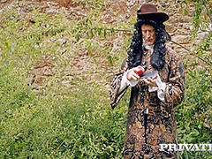 French Aristocrat Fucked Outdoor 11 Min With Tiffany Tatum