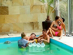 Bi Babe Sucking Cock 10 Min