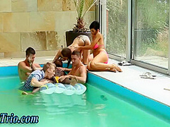 Bi Babe Sucking Cock 10 Min