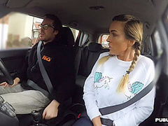 Busty MILF public fucked in car outdoor by driving tutor