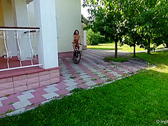 Mpls 2018 09 21 Kaitlin A Sweet Ride