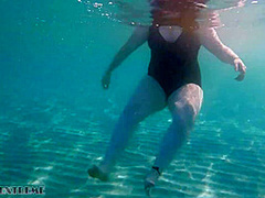 Underwater Footjob Sex & Nipple Squeezing Pov At Public Beach - Big Natural Tits Pawg Bbw Wife Being Kinky On Vacation