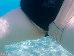 Underwater Footjob Sex & Nipple Squeezing Pov At Public Beach - Big Natural Tits Pawg Bbw Wife Being Kinky On Vacation