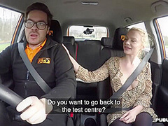 Driving student busty babe public fucked outdoor in the car