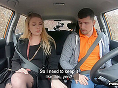 Reality babe in sexy lingerie fucked outdoor in car