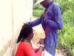 Ahlaji Excellent Irie Was Busy In His Farmland When He Saw The Beautiful Girl On A Track Road Feeling Horny, Ahlaji Have No Option But To Follow Her. 7 Min