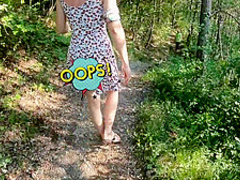 OUTDOOR REAL PUBLIC SEX GIRL FUCKED BY A STRANGER WHEN UPSKIRT