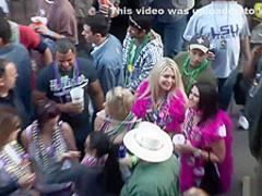 wild party girls mardi gras scene 10