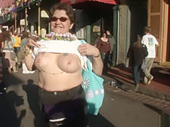 wild party girls mardi gras scene 10