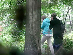 Girls pee outdoor voyeurr ( gizli cekim )