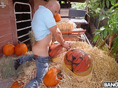 Rose Monroe, Valentina Jewels - Pumpkin Booty Patch