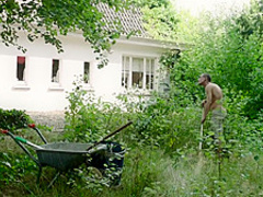 French Milf Fucking The Young Gardener Cuckold Outdoor - Angelique Luka