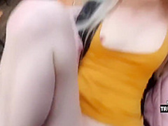 18yo Wird Outdoor Auf Tisch Gefickt!!