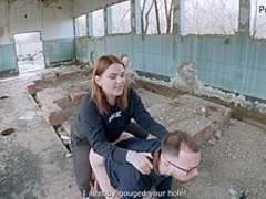Beautiful Girl Fucked Her Boyfriend On An Abandoned Car After Cunnilingus