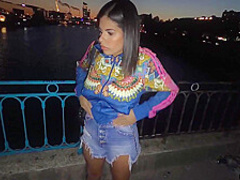 Se Fait Defoncer Dans Rue Par 2 Inconnus Pour Compenser Les Dettes De Son Frere !!! - Sheila Ortega