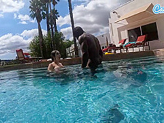 Hot Amateur Fucked By Bbc Penis Underwater