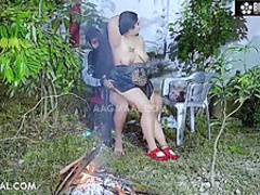 Hot Mom Uncut