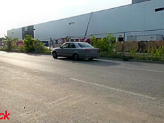 Public Strip Piss Mitten Auf Der Strasse Mit - Josy Black