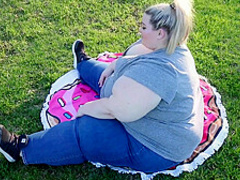 Ssbbw Super Struggles With Juicy Jackie