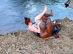 Aqui Frescura Enquanto Uma Filma A Outra Cai Na Rola Grossa Trabalho Em Equipe Eliane Furacao Lorrany Exotica 5 Min - Não Tem And Marcio Baiano