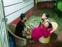 Desi Xxx Super-hot Beautiful Bhabhi Outdoor Sex!!! With Clear Audio