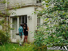 Mariska X - Mariska Offered To A Big Black Dick By Her