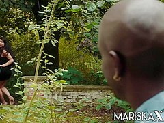 Mariska X - Mariska Offered To A Big Black Dick By Her