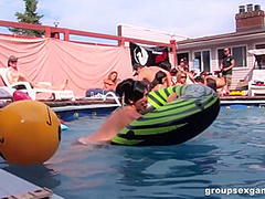 Squirting Summer Madness