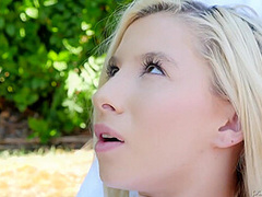 Kenzie Reeves - Gets Down To Suck