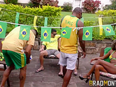 Camyla Mathias - Thais Gomez E