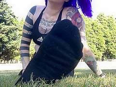 Gives Us Some Foot Fetish Aurora