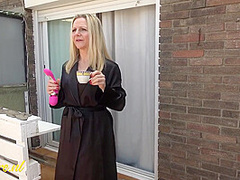 Mature Sofia Del Mar Is Playing With Herself On A Balcony In The Hot Sun