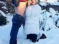 She Sucks Him Off And Swallow His Sperm Outdoor Right On The Valentines Day 10 Min
