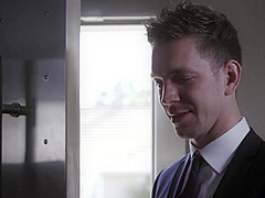 Call Boy Makes Her Squirt - PornWorld