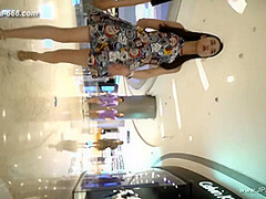 peeping chinese amateur upskirt.120