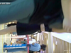 peeping chinese amateur upskirt.122