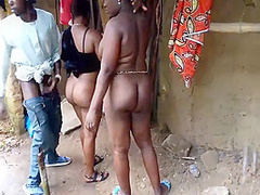 Sinsistarz On A Tour Look At Where The Stranger Is Taking Them To 8 Min