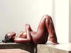 Dakota Simone Hot Tantra